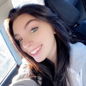 Meet your Posher, Jess